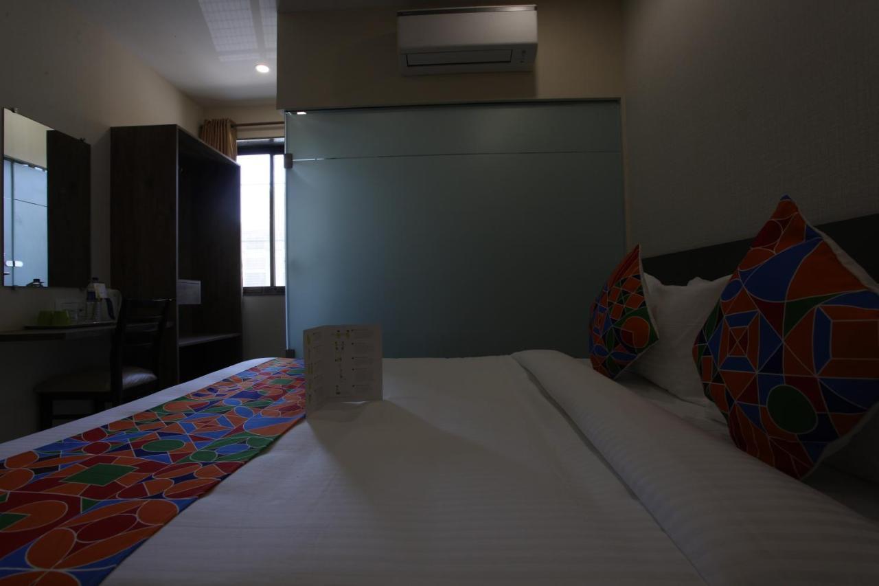 Hotel Ocean Suites Mumbai Kültér fotó
