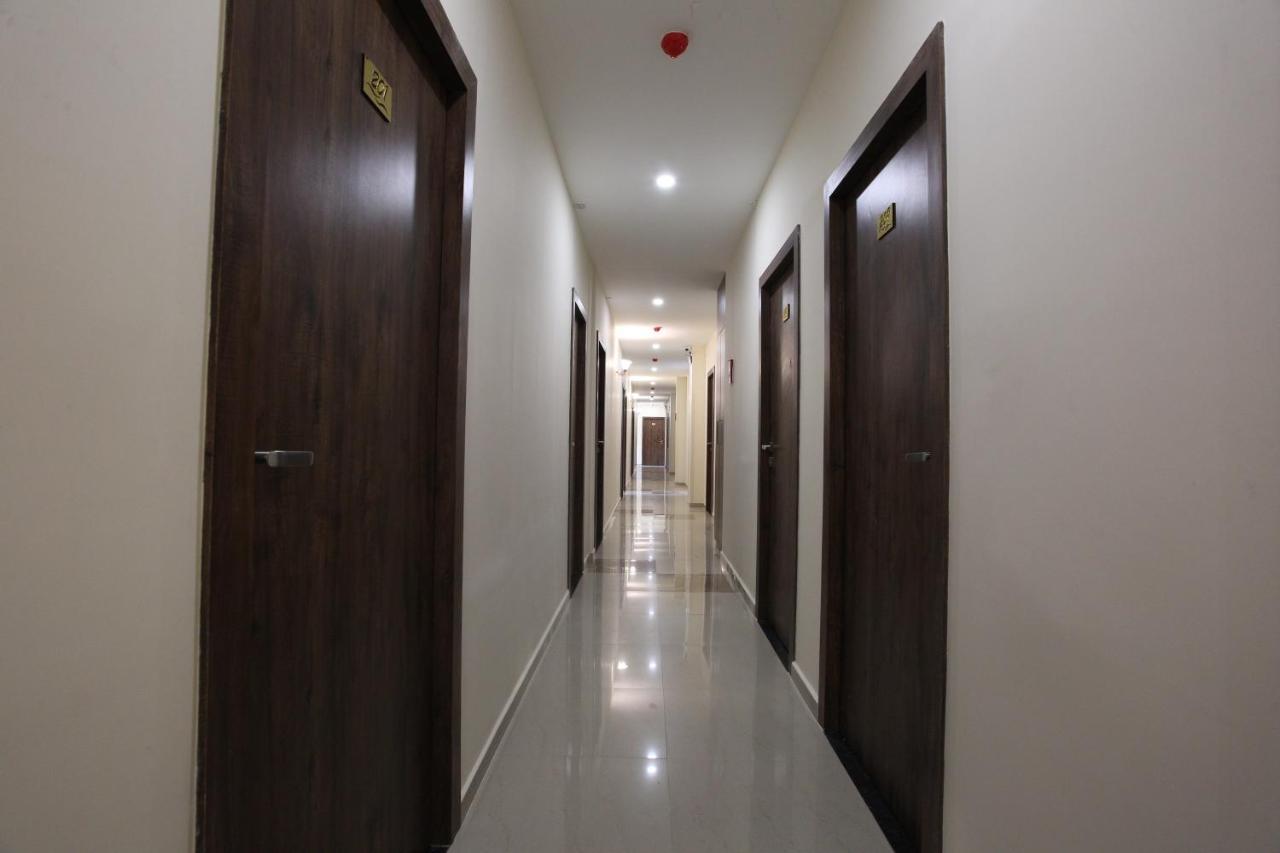Hotel Ocean Suites Mumbai Kültér fotó